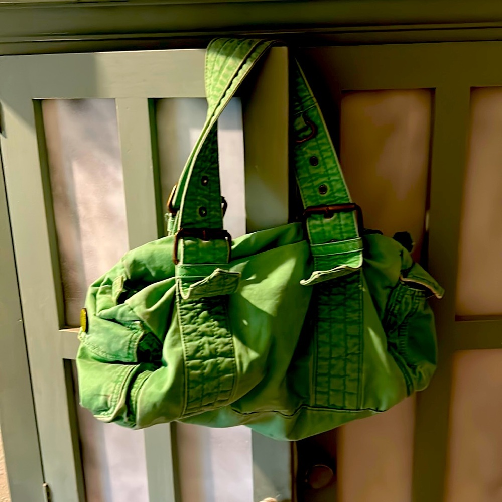 gaplined cotton hobo in bright green -  from the 90s ..well loved; no blemishes